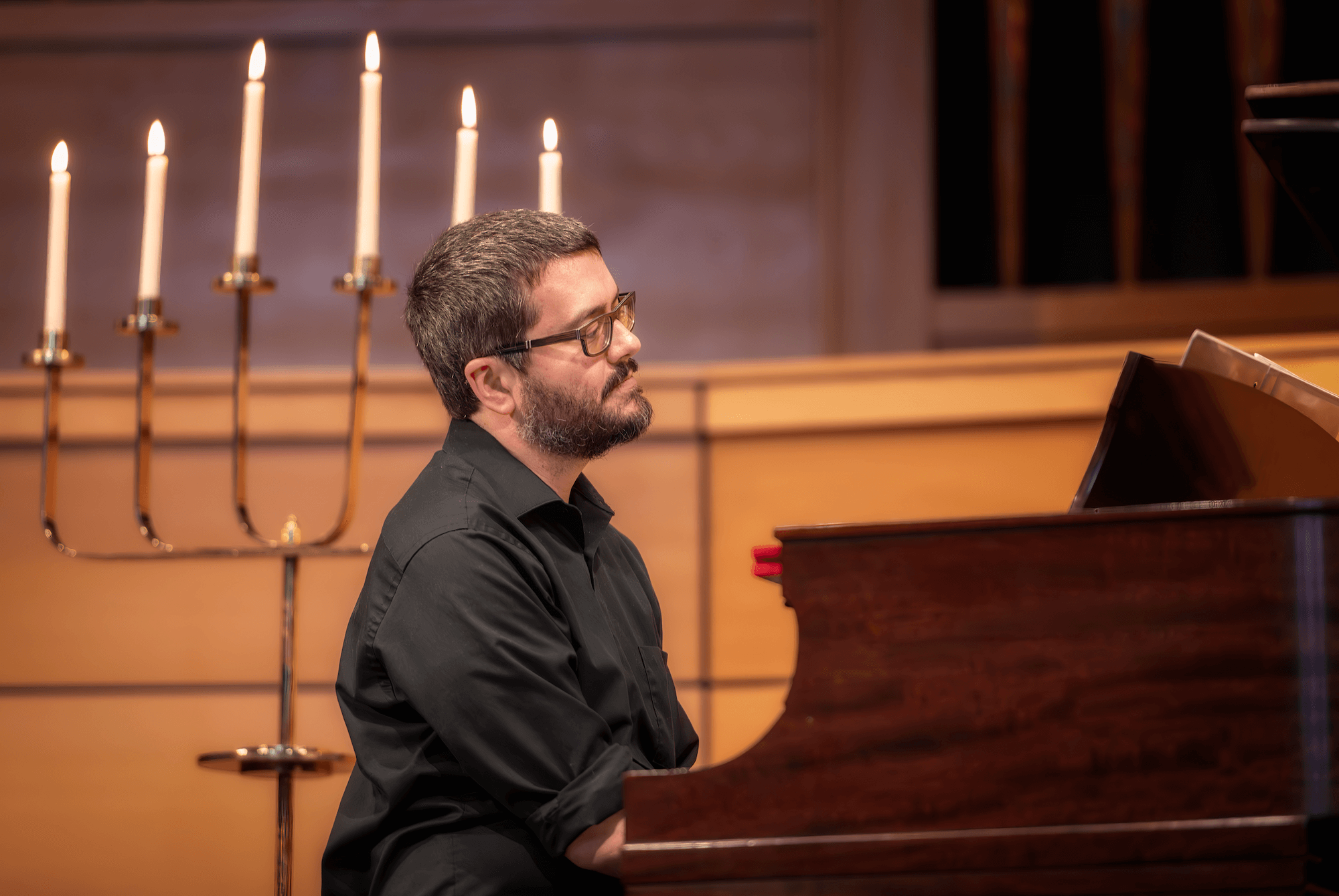Jeff Wood playing the piano